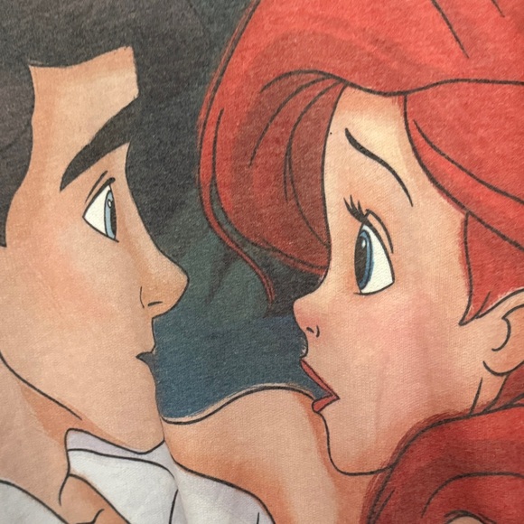 Disney women’s crew neck light sweater - Picture 9 of 10